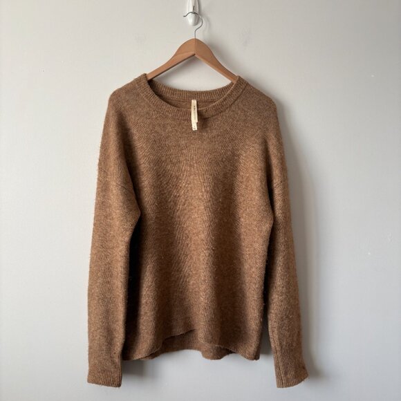 Aritzia The Group by Babaton Thurlow Wool Knit Sweater Crewneck BrownTan Small - Picture 3 of 8